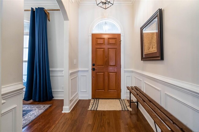 Building Photo - 124 Pine Bark Ct