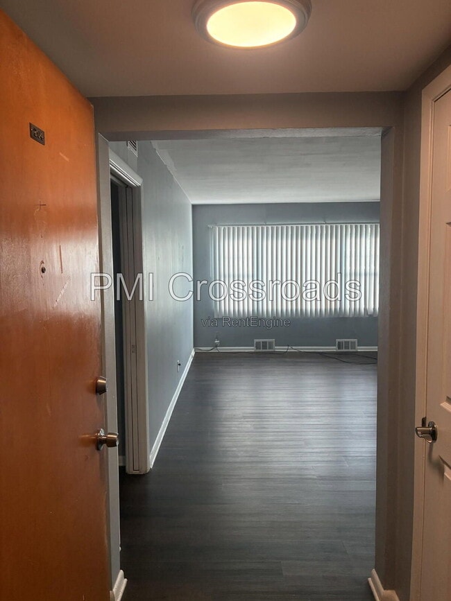 Building Photo - 16025 Van Aken Blvd