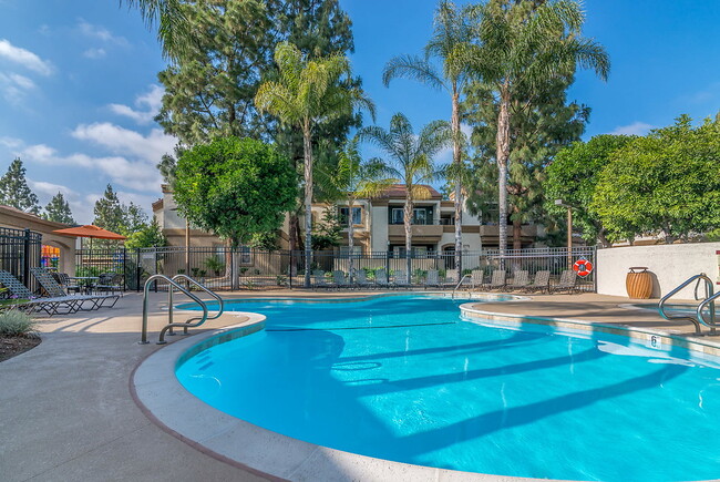 Meadowood Apartments - Simi Valley, CA | Apartments.com