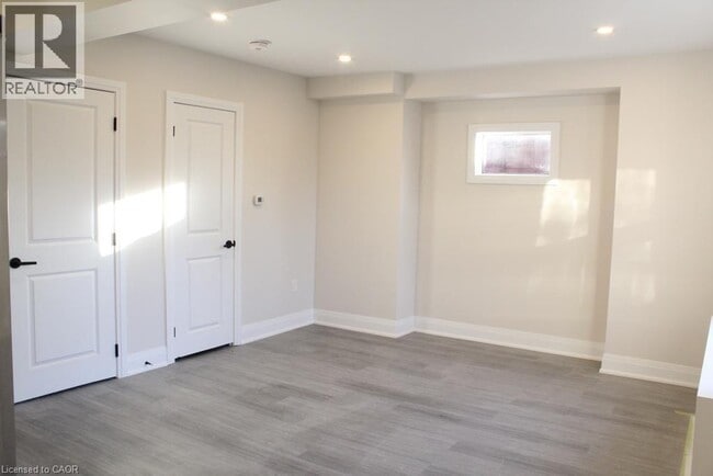 Photo du bâtiment - 155 Prospect St N