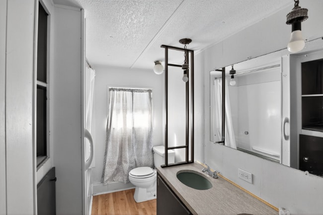 Building Photo - 220 N Illinois Ave