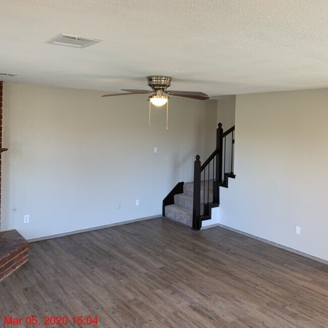 Foto del edificio - 470 Chestnut Ln