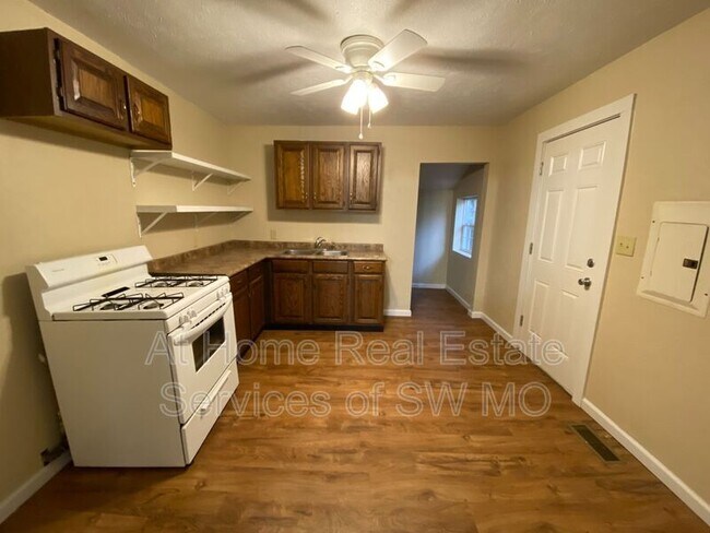 Foto del edificio - 1535 W Thoman St