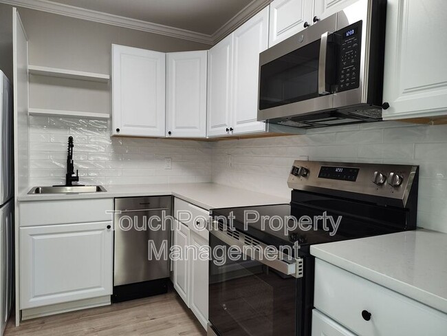 Building Photo - 1239 Bose Ave