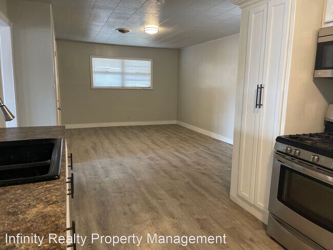 Building Photo - 3 br, 2 bath House - 1435 Lingleville Road