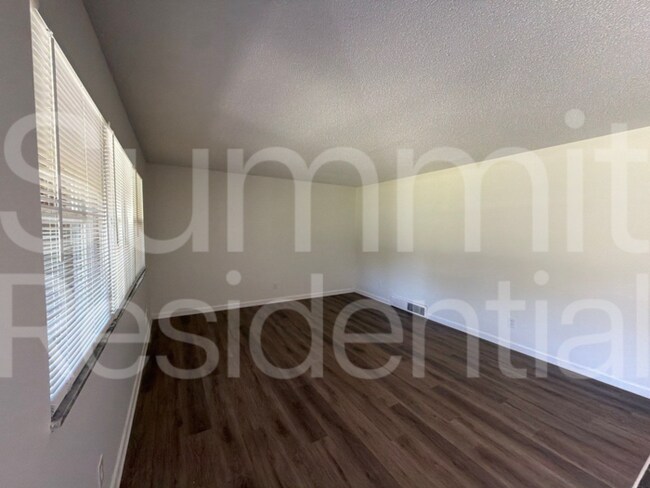 Foto del edificio - 5116 Wexford Rd