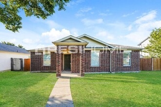Building Photo - 9720 Brierwyck Dr