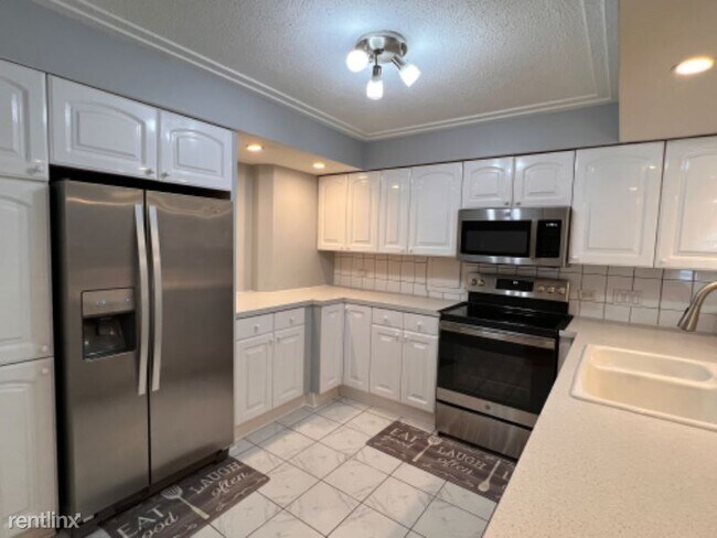 Building Photo - 2 br, 1.5 bath Condo - 4619 Kings walk