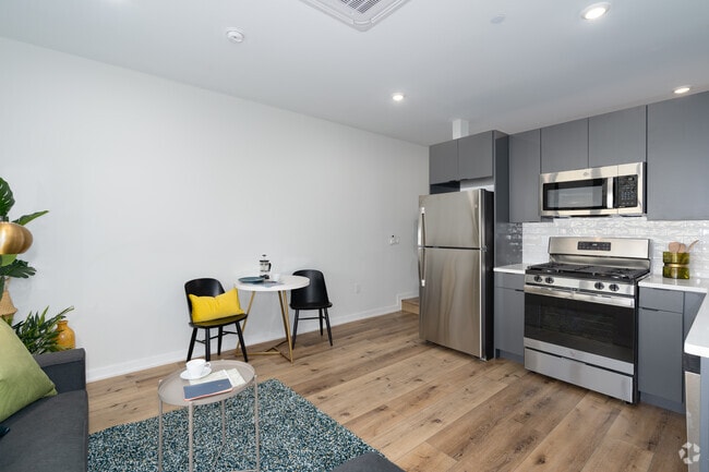 Studio - 549SF - Fairmount North Apartments