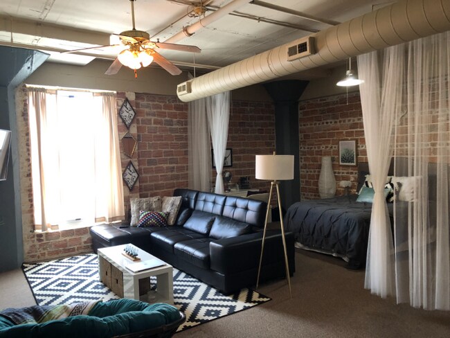 Foto del edificio - 311 N 8th St