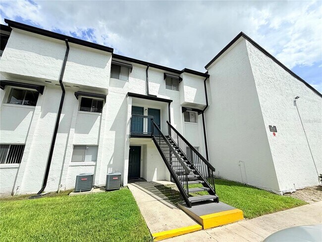 Foto del edificio - 4149 S Semoran Blvd