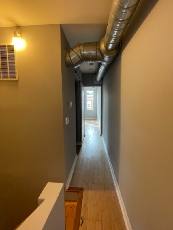 Foto del edificio - 1315 Glyndon Ave