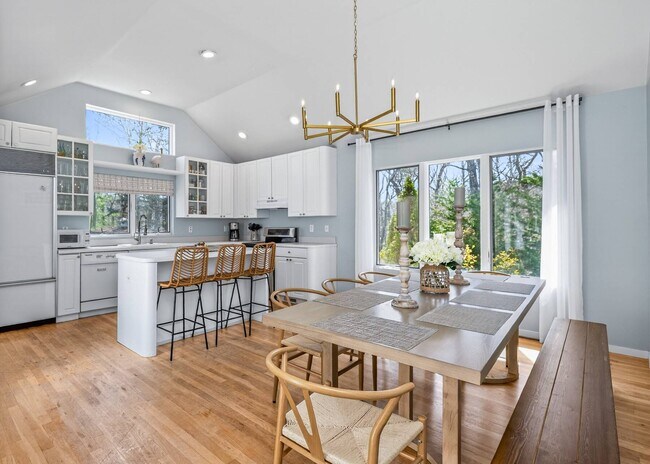 Foto del edificio - 12 Douglas Ct