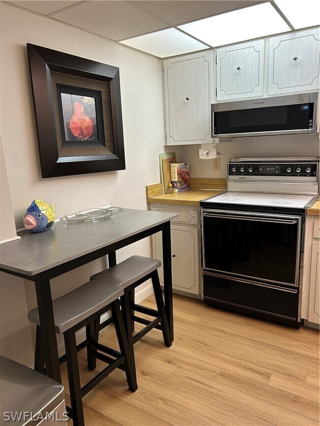 Foto del edificio - 3460 N Key Dr