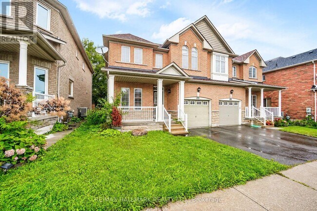 Building Photo - 135 Maroon Dr