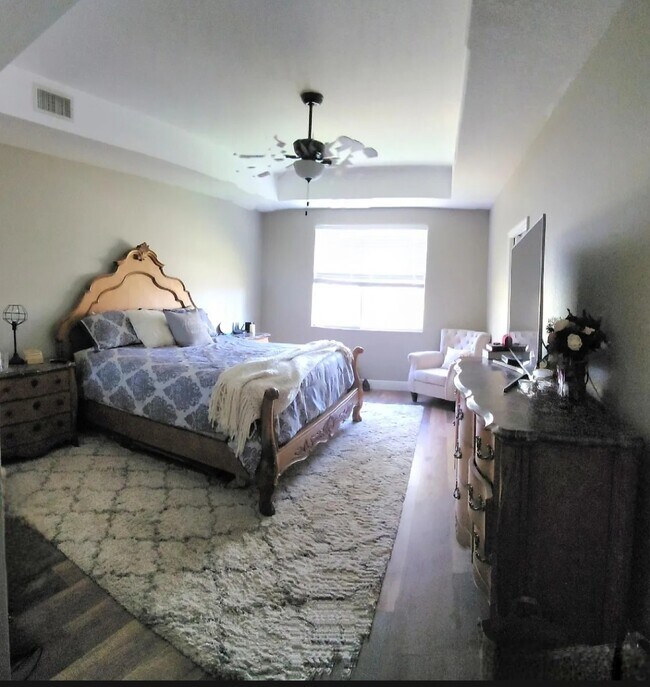 Building Photo - 16000 Via Solera Cir