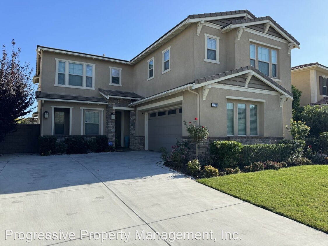 Primary Photo - 4 br, 4 bath House - 17173 Guarda Drive