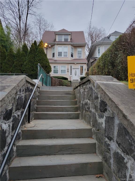 Foto del edificio - 412 Warburton Ave