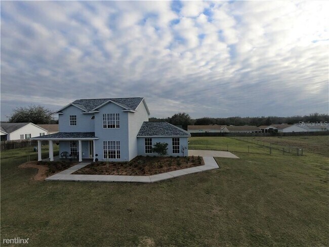 Foto del edificio - 3 br, 3 bath House - 38352 Hamrich Dr