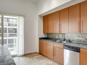 Building Photo - 9499 Collins Ave