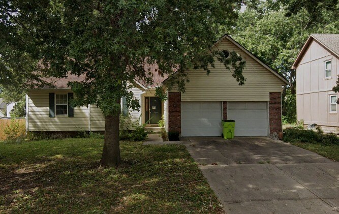 Primary Photo - 401 Kimberly Dr