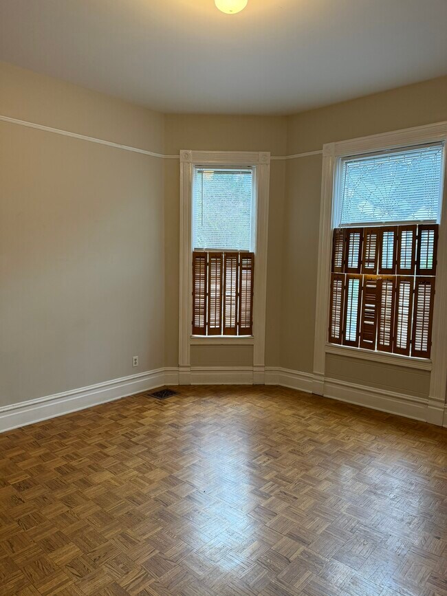 Foto del edificio - 526 NW 18th Ave.