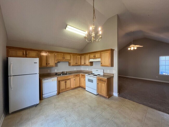 Building Photo - 3 br, 2 bath House - 2011 Liberty Dr.