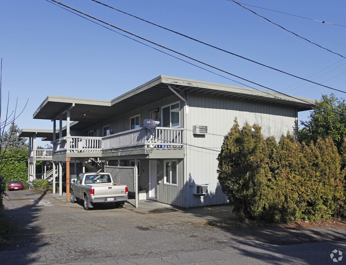 Primary Photo - Primrose Apartments