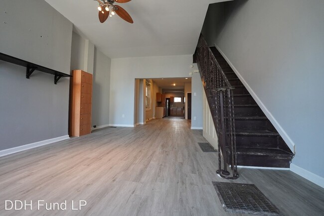 Building Photo - 3 br, 1 bath House - 2144 N Natrona St