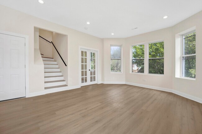 Foto del edificio - 2021 W Shakespeare Ave