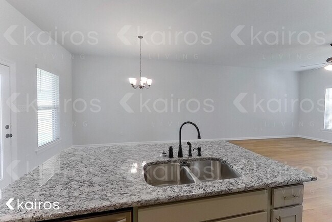 Foto del edificio - 126 Alpine Meadows Ln