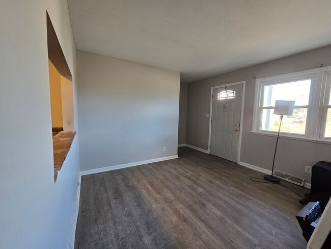 Foto del edificio - 1005 Samantha St