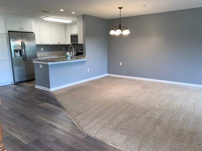 Foto del edificio - 4622 Deepwood Ct