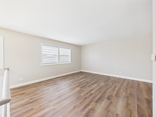 Building Photo - 4360 Mumford Dr