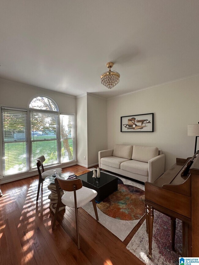 Building Photo - 2512 Christie Cir