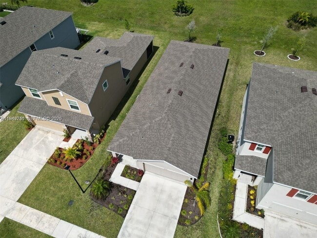 Building Photo - 10770 SW Vasari Way