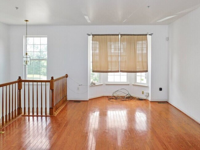 Building Photo - 2644 Lacrosse Pl
