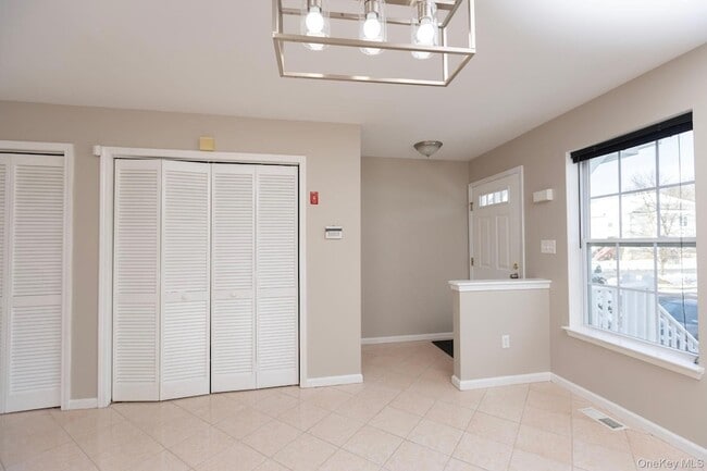 Foto del edificio - 1 Lexington Way