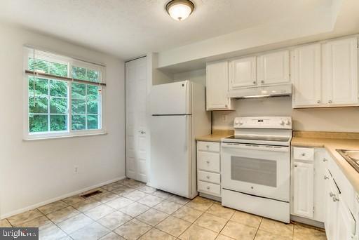 Building Photo - 7317 Glendower Ct