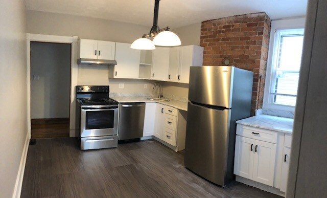 Photo - 2538 Ingleside Ave Apartments