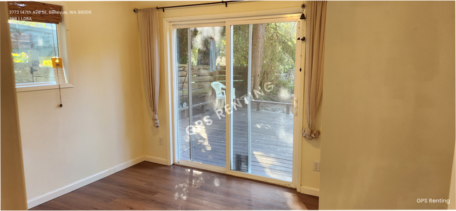 Foto del edificio - Convenient Location, Spacious Living & Top...