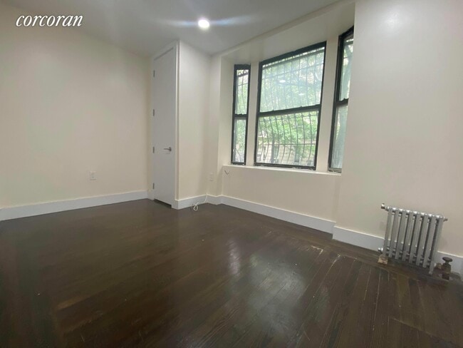 Building Photo - 532 W 143rd St