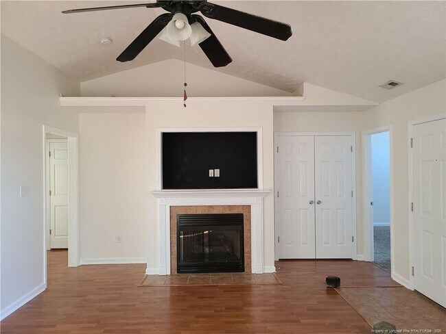 Foto del edificio - 2609 Cameron Woods Ln