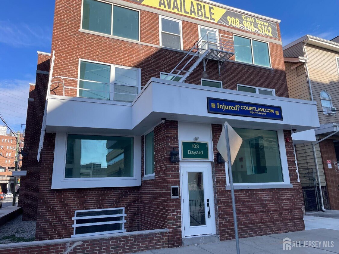 Foto principal - 103 Bayard St