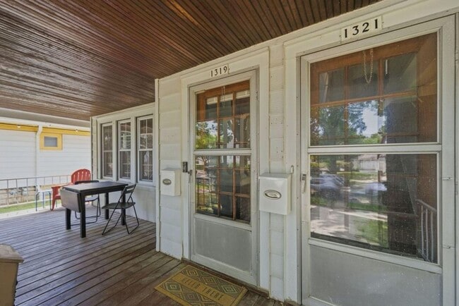 Building Photo - 1319 N 55th St