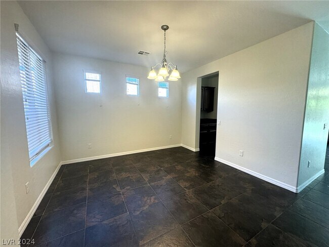 Building Photo - 7015 Cordite Rd