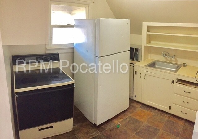 Foto del edificio - 1235 N Arthur Ave