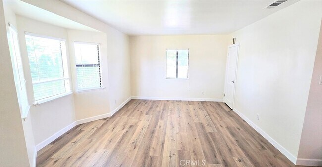 Building Photo - 8730 6th St