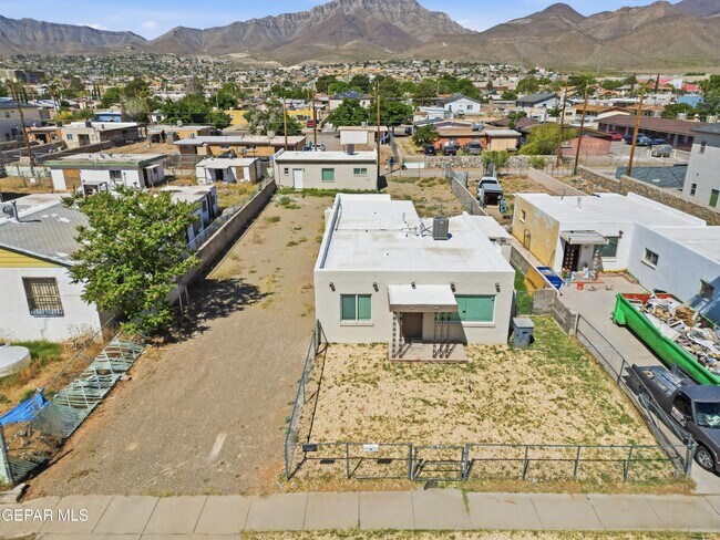 Foto del edificio - 8929 Robert Dr