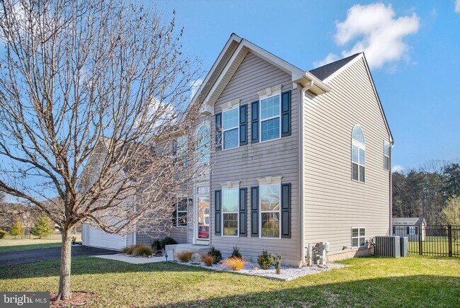 Building Photo - 1317 Sewell Farm Drive